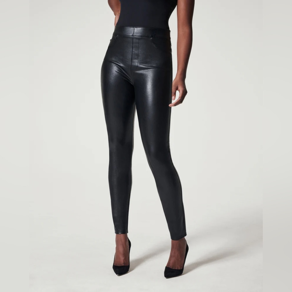 Limited Sale! 
Spanx Leather-Like Ankle Skinny Pant